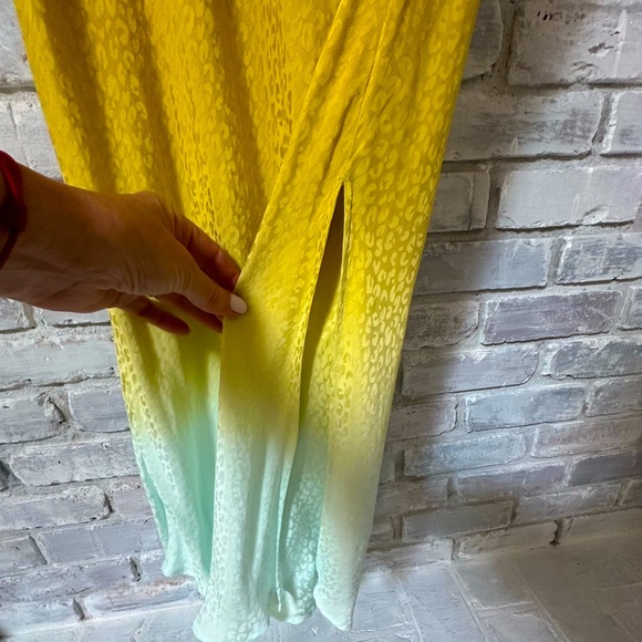 YFB SKIRT WITH SIDE SLIT.     NWOT - Picture 2 of 5